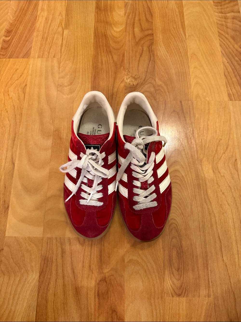 Gucci X Adidas Gazelle Kids Red and White Velvet Suede Shoes - Picture 3 of 12